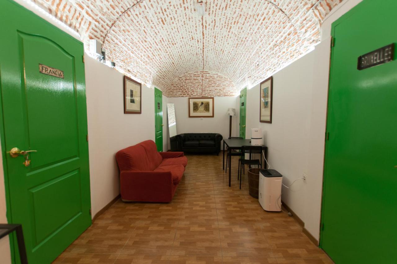 Encomienda Guest House Madri Exterior foto