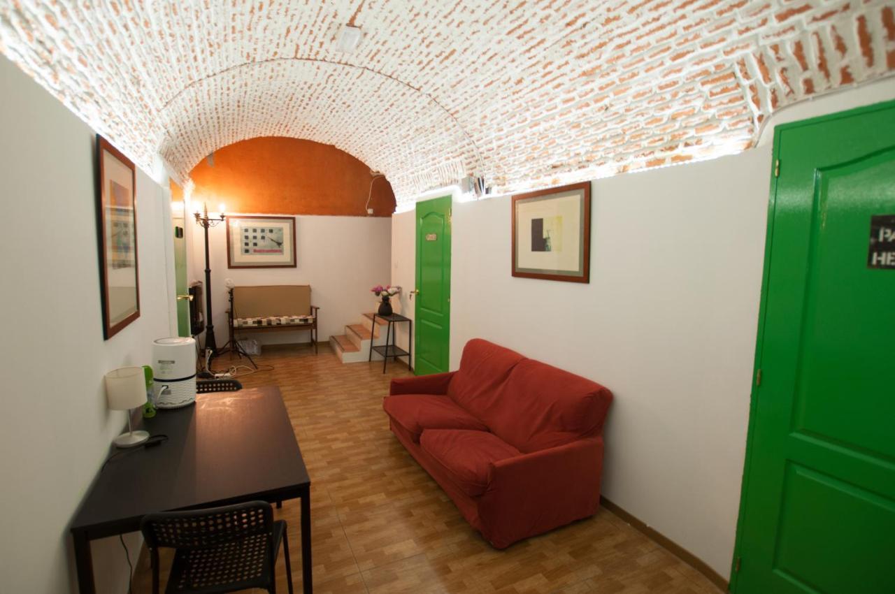 Encomienda Guest House Madri Exterior foto
